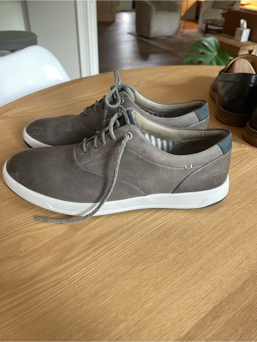 Sperry Gold Cup Premium Nubuck Leather Sneakers Men’s 10 Gray